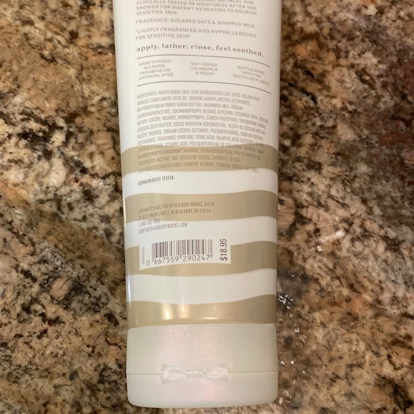 Milk Fragranced Sensitive Skin w/ Colloidal Oatmeal Moisturizing BODY WASH, NWT - Picture 6 of 7